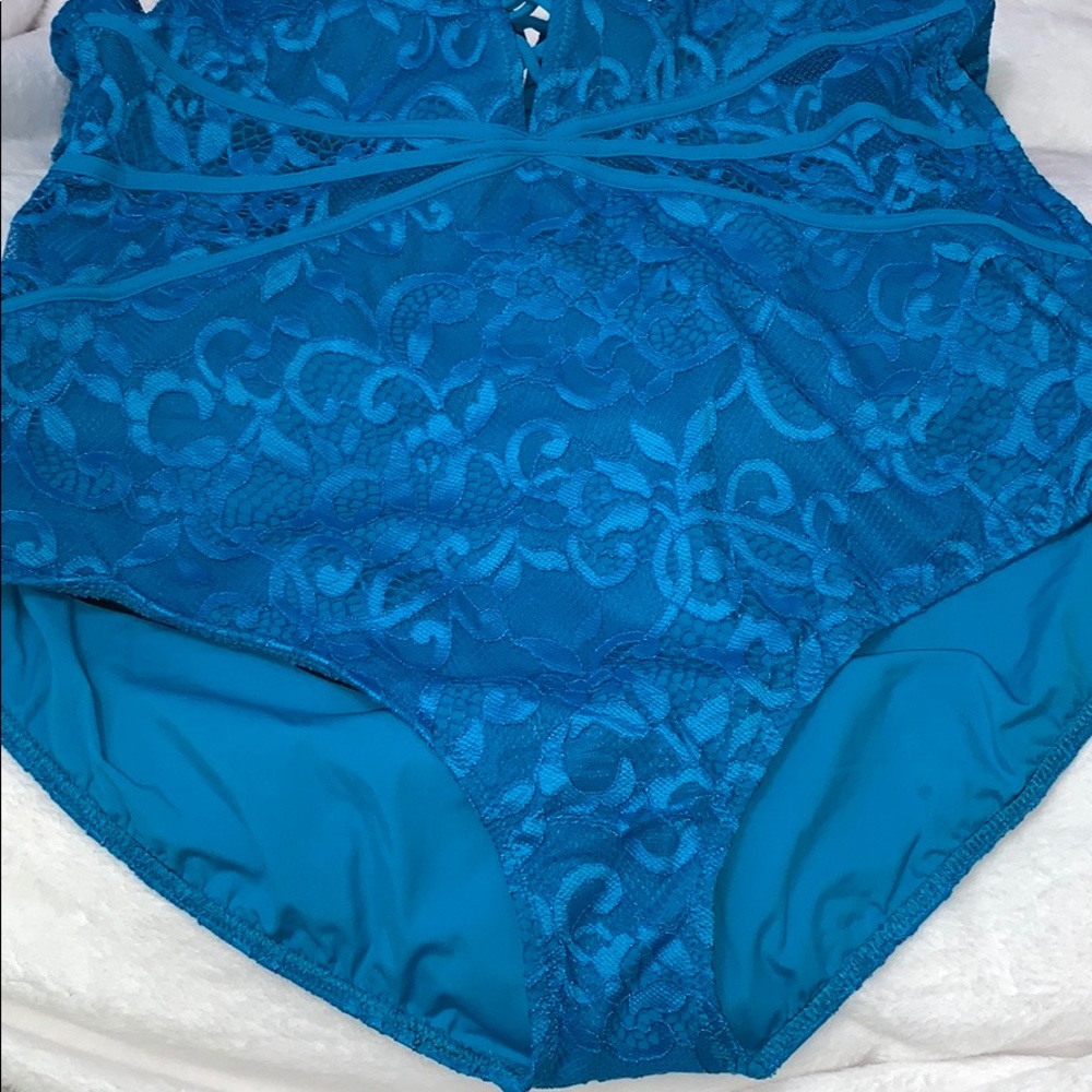 Profile by Gottex Shalimar Peacock 1pc Swimsuit - Picture 3 of 7